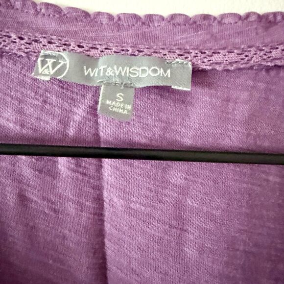 NWT Wit & Wisdom Nordstrom Eyelet Flutter Sleeve Jersey Tee in Sunset Purple - S - Picture 5 of 7